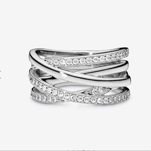 Pandora sparkling and polished lines ring